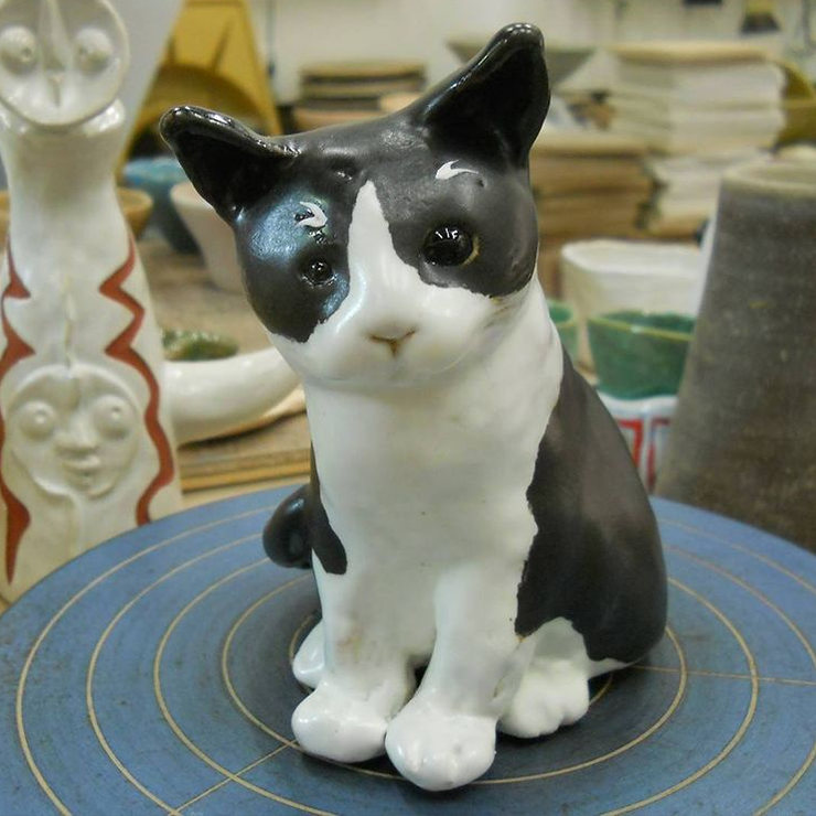 陶器の猫